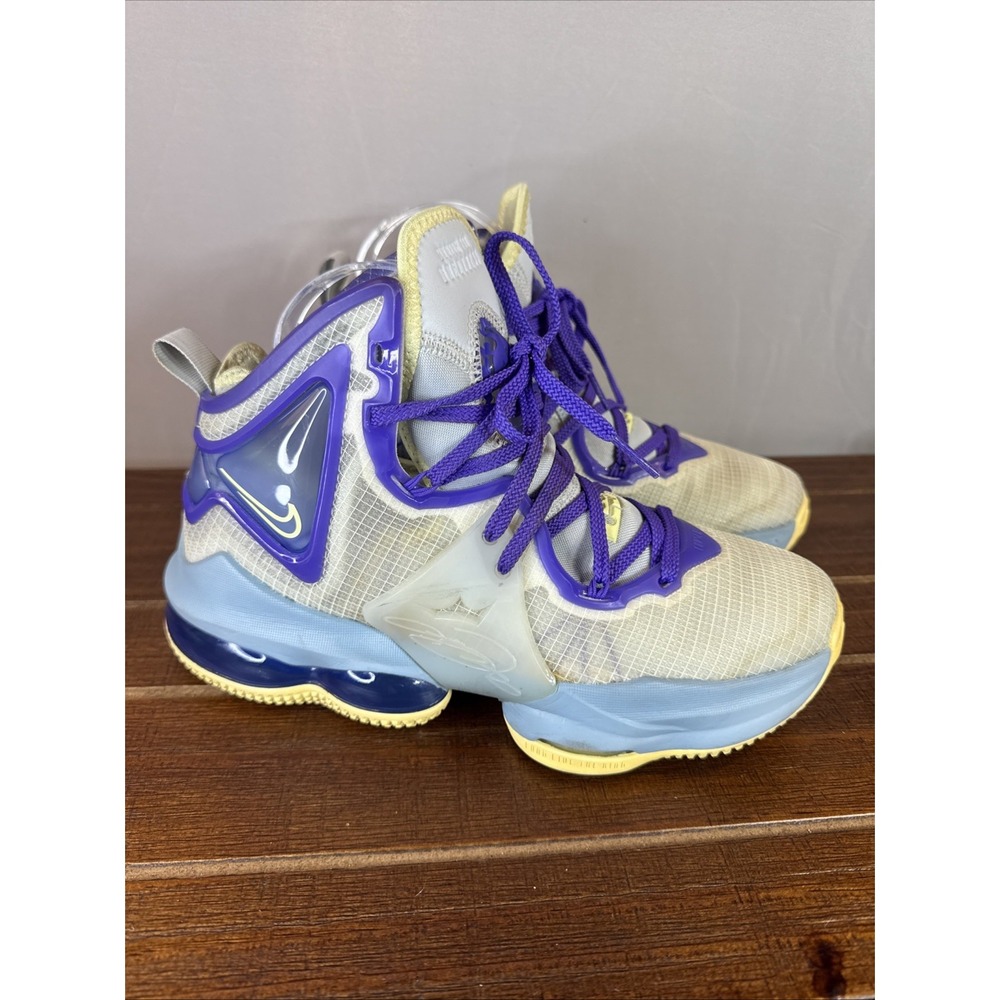 Nike Lebron 19 XlX Aura‎ Citron Youth GS 5.5Y DD0418-412